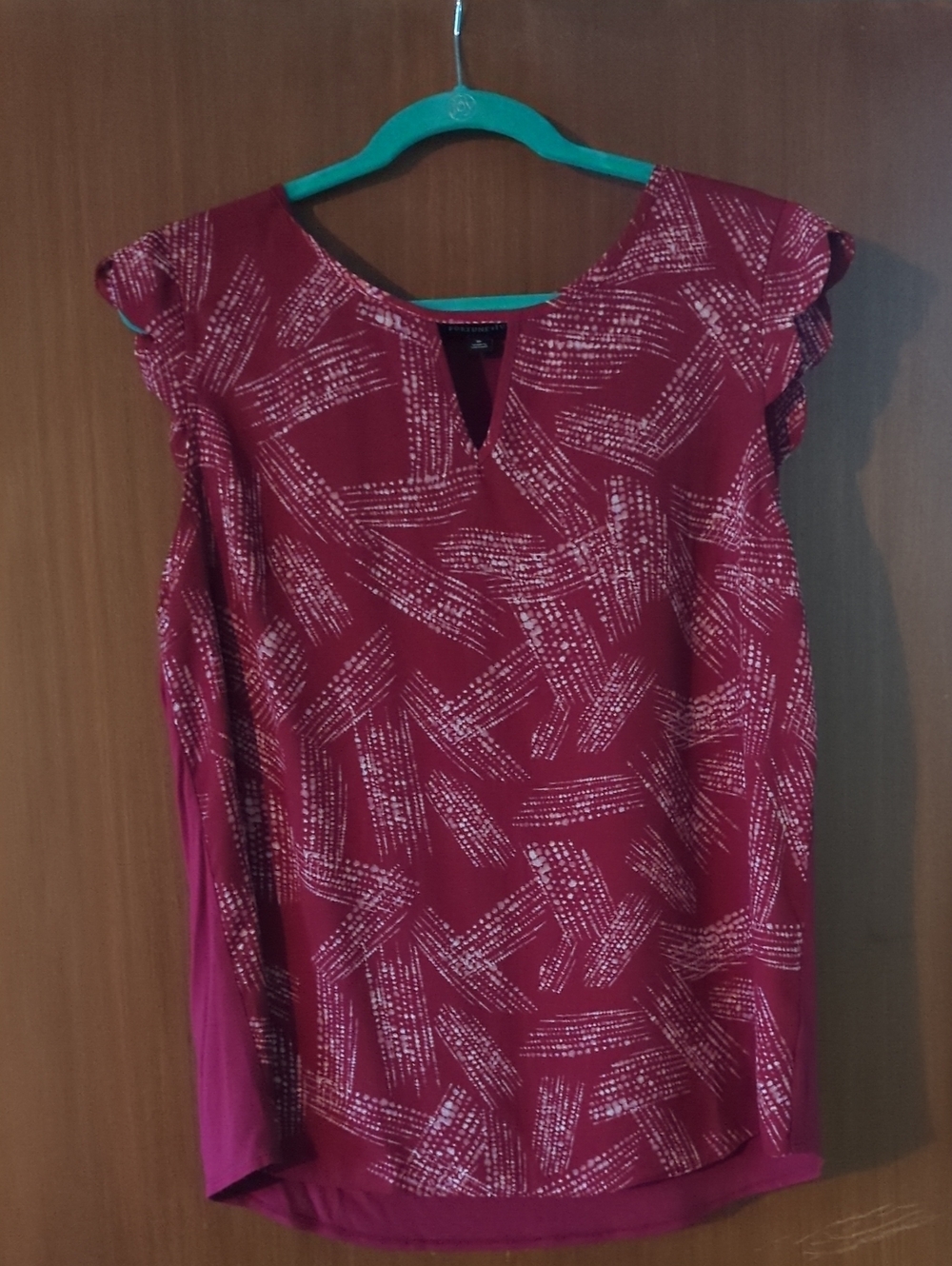Sleeveless Magenta Printed Blouse